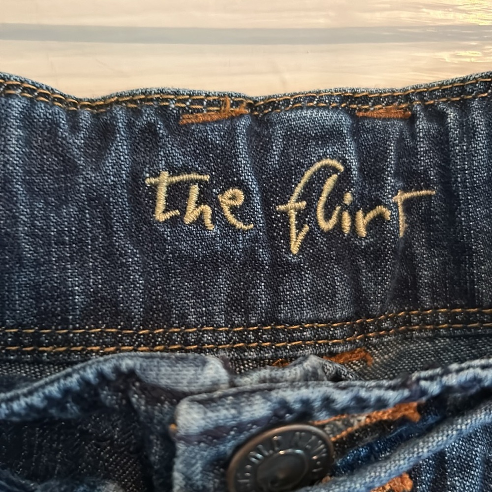 Old Navy Size 10 “The Flirt” Jeans. - Picture 5 of 6